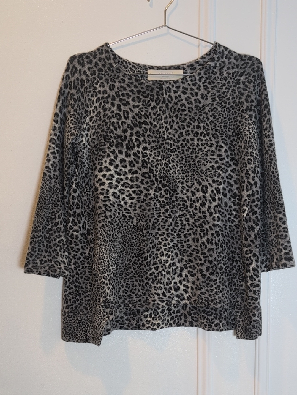 Zara Gray and Black Leopard Print Long Sleeve Top